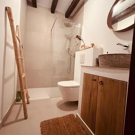 Casa Nova, *